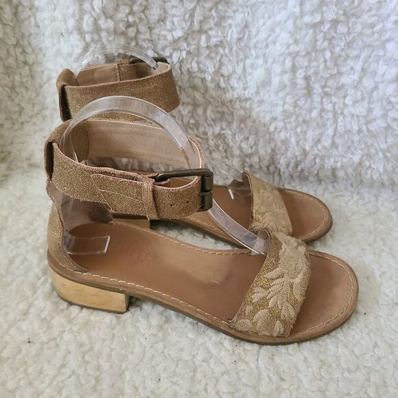LATIGO Tana Embroidered Block Heel Sandal sz 6‎
